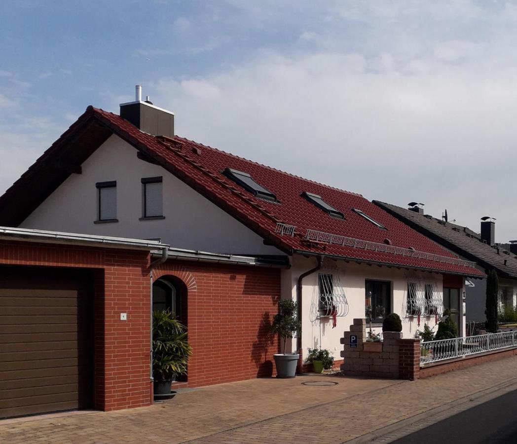 Gaestehaus Natterer - Fewo 1 Momlingen エクステリア 写真