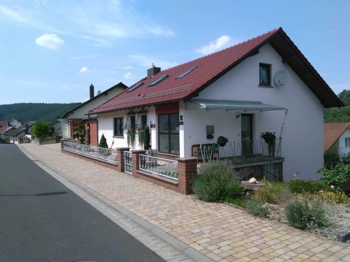 Gaestehaus Natterer - Fewo 1 Momlingen エクステリア 写真